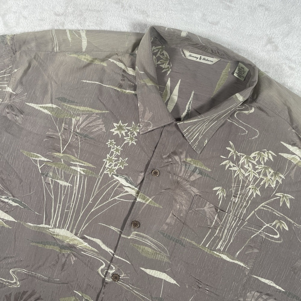 Tommy Bahama Shirt Mens 2XL Brown Silk Hawaiian Aloha Lilly Pad Button Up